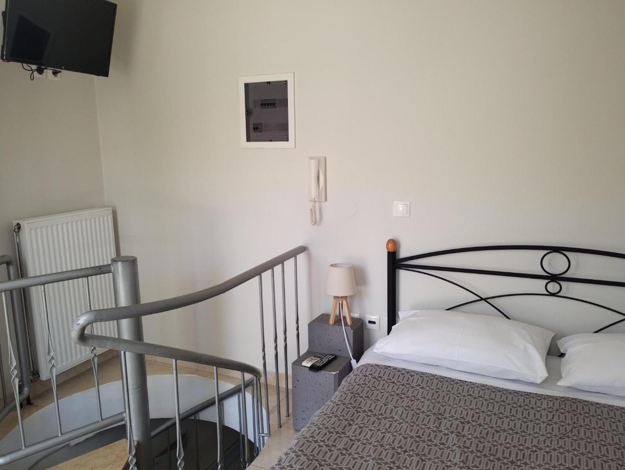 Kalamata Beach Maisonette מראה חיצוני תמונה